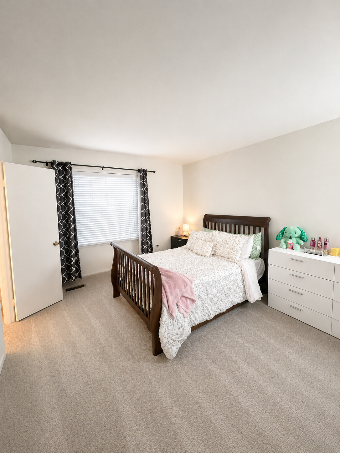 After cleaning by Mary Moppings